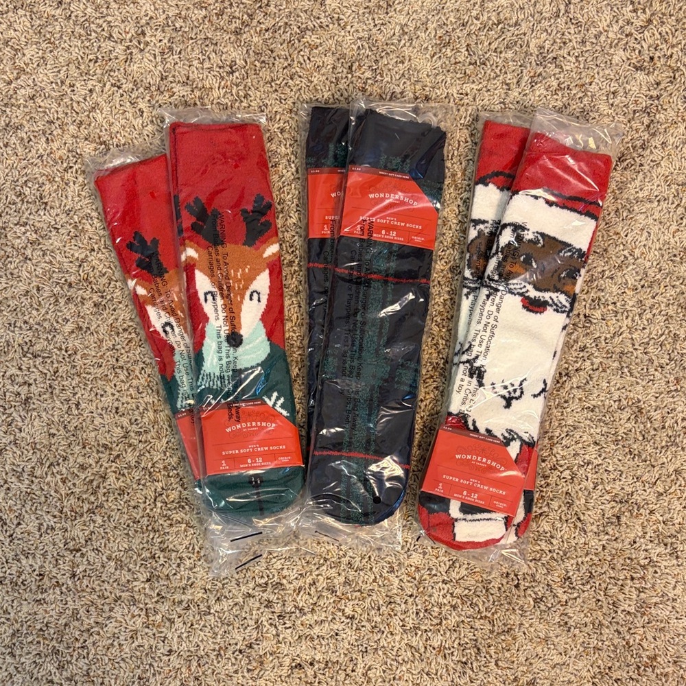 Wondershop Men's Holiday Novelty Socks - Red, Green & White